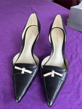 Ann Taylor Black D'Orsay Pointed-Toe Flats with Cream Bow